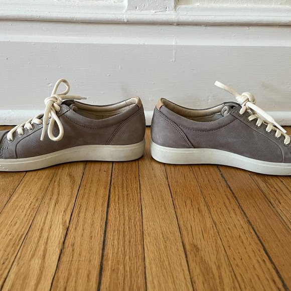 Ecco Soft 7 Women's Sneaker Gray Leather Sz 6 - Picture 4 of 4